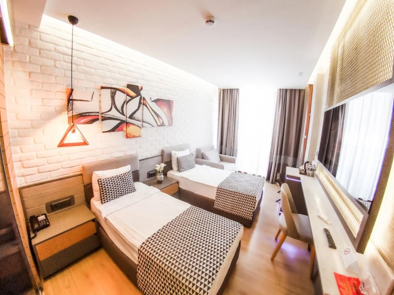 Laren Family Hotel & Spa