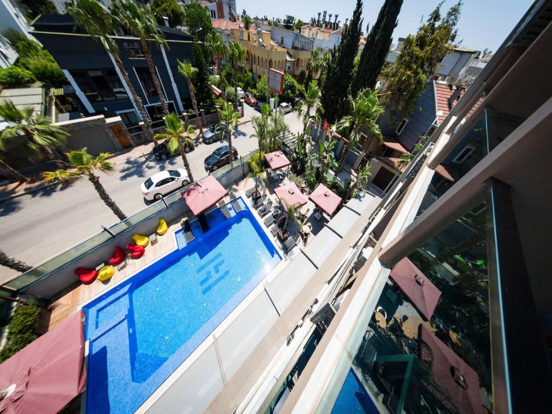 Laren Family Hotel & Spa