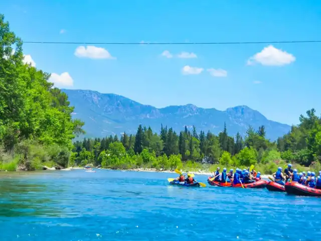 Antalya: Ziplining, Rafting, Jeep Turu ve Atv Safari ve Öğle Yemeği