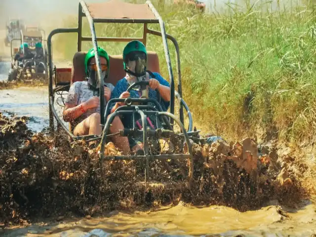 Antalya: Ziplining, Rafting, Jeep Turu ve Atv Safari ve Öğle Yemeği